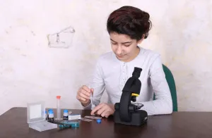 Микроскоп Bresser National Geographic 40–640x, с адаптером для смартфона, изображение 11