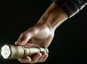 Фонарь тактический Armytek Dobermann Pro Magnet USB, теплый свет, изображение 7